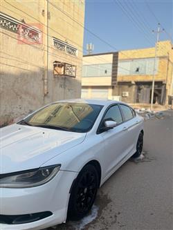 كرايسلر 200